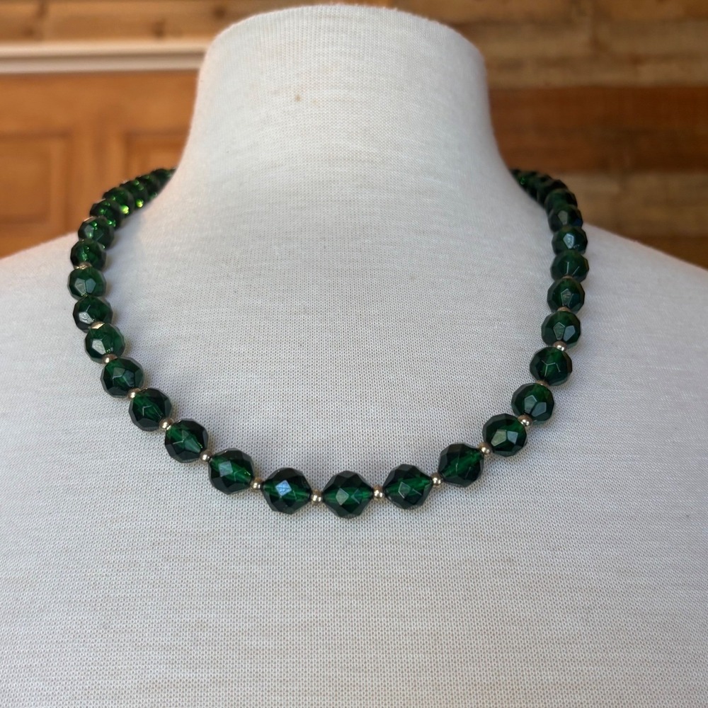 Czech‎ Art Deco Emerald Green Faceted Glass Bead Necklace Vintage Style